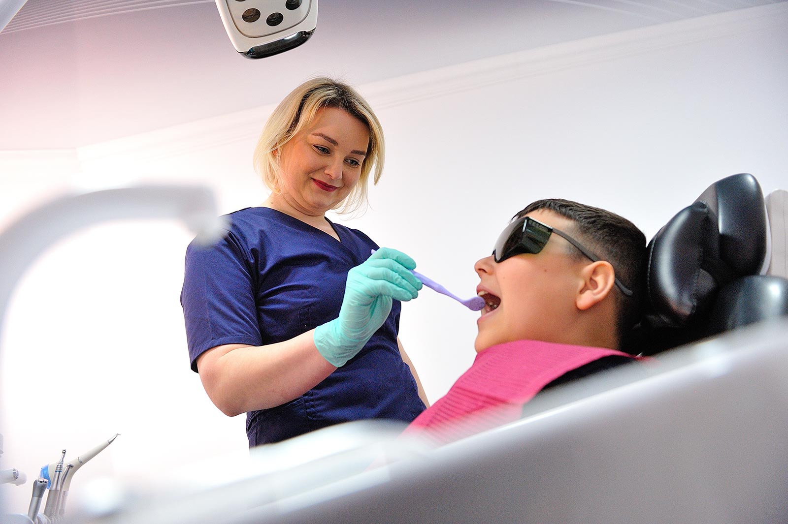 Targu Neamt, extractie dinte stomatolog Targu Neamt, caut dentist Targu Neamt, preturi stomatologie Targu Neamt, cab stomatologic Targu Neamt, stomatologii Targu Neamt, medic stomatolog Targu Neamt, stomatolog bun Targu Neamt, dr stomatolog Targu Neamt, stomatolog non stop Targu Neamt, dentist non stop Targu Neamt, cabinete stomatologice Targu Neamt, stomatologie copii Targu Neamt,